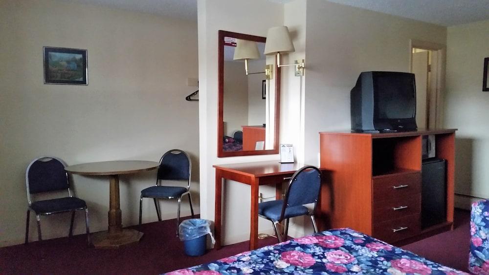 Swiss Cottage Inn Καταρράκτες του Νιαγάρα Εξωτερικό φωτογραφία