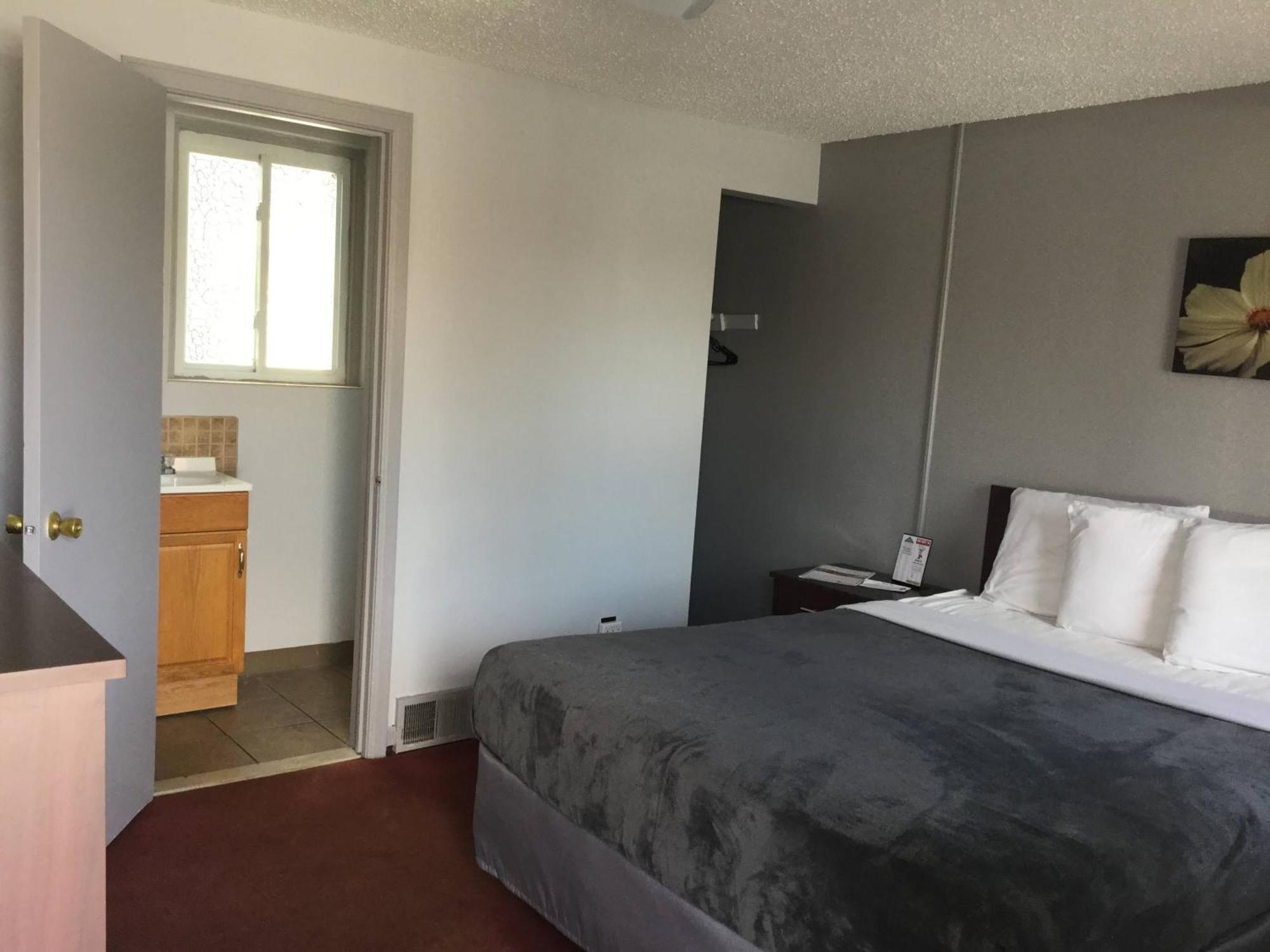 Swiss Cottage Inn Καταρράκτες του Νιαγάρα Εξωτερικό φωτογραφία