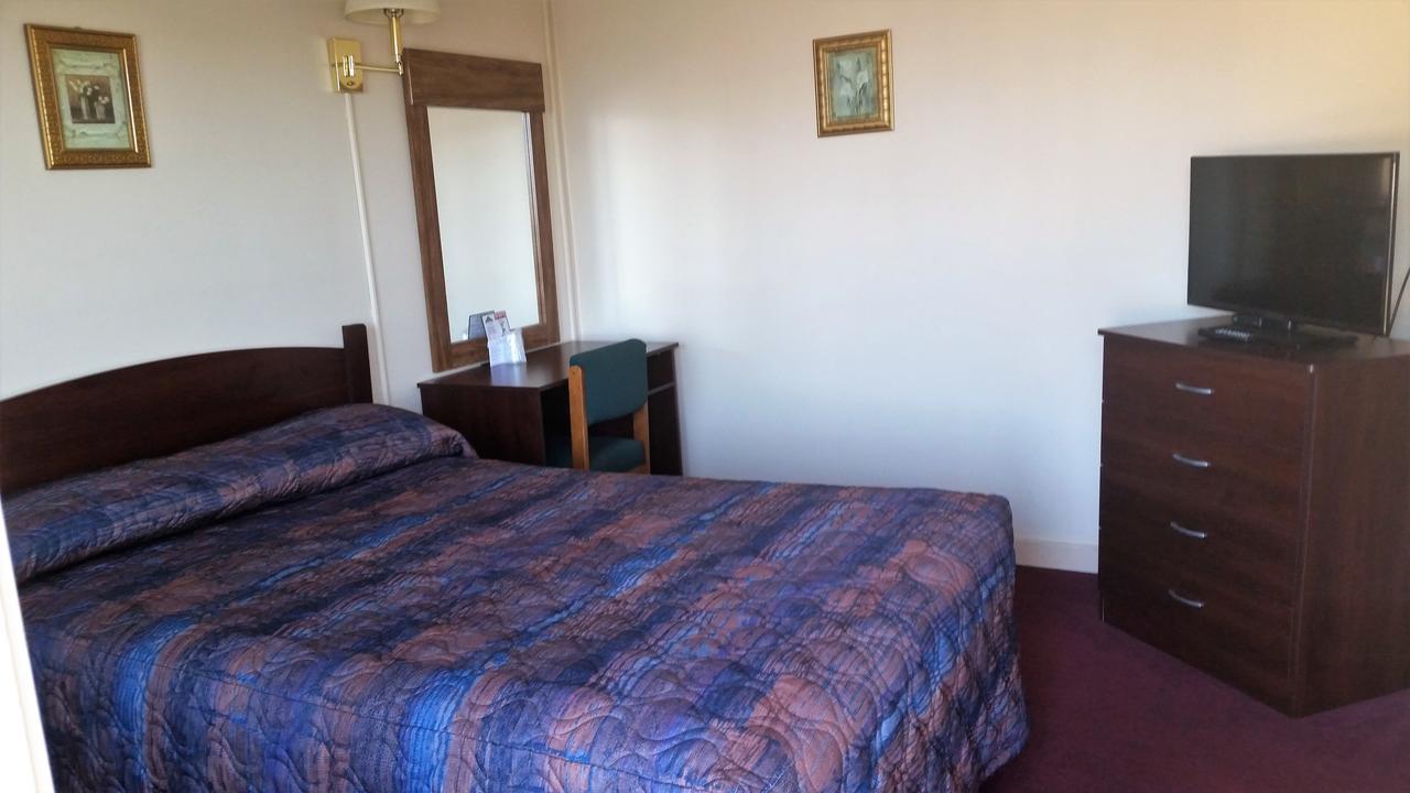 Swiss Cottage Inn Καταρράκτες του Νιαγάρα Εξωτερικό φωτογραφία