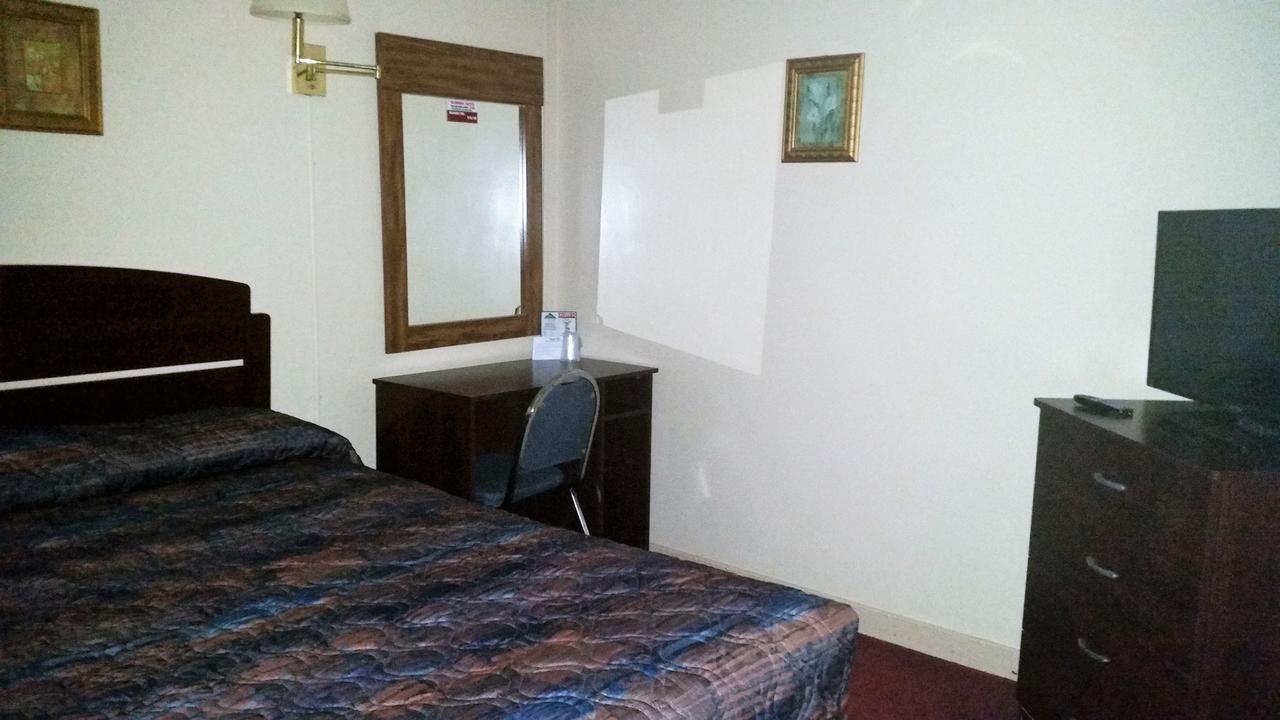 Swiss Cottage Inn Καταρράκτες του Νιαγάρα Εξωτερικό φωτογραφία